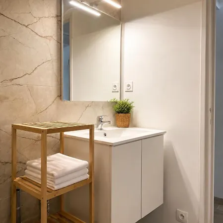 Cosy, Climatisé, 6 Personnes , Centre D' Argelès-sur-mer